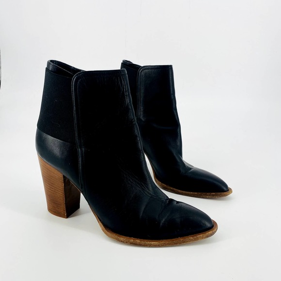 Vince Shoes - Vince 9M black leather block heel chelsea booties